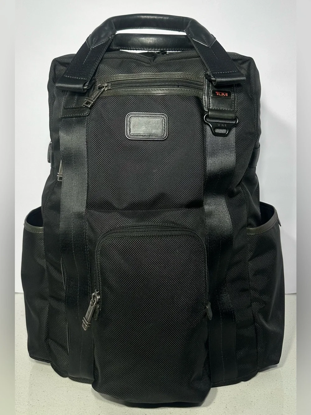 tumi alpha lejeune backpack Bravo Tote  Portmantos A utilitarian design with the versatility to wear as a tote or backpack TUMI Alpha Bravo Lejeune Backpack